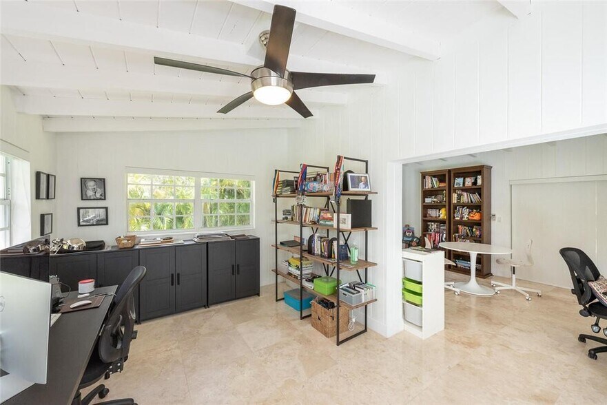 Building Photo - 6205 SW 108th St