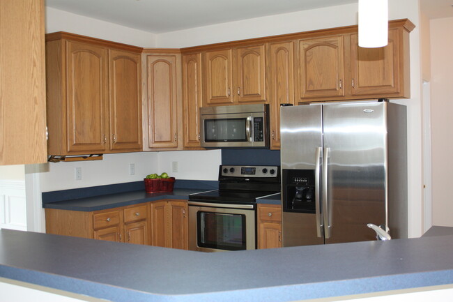 Building Photo - 3639 Hamilton Rd