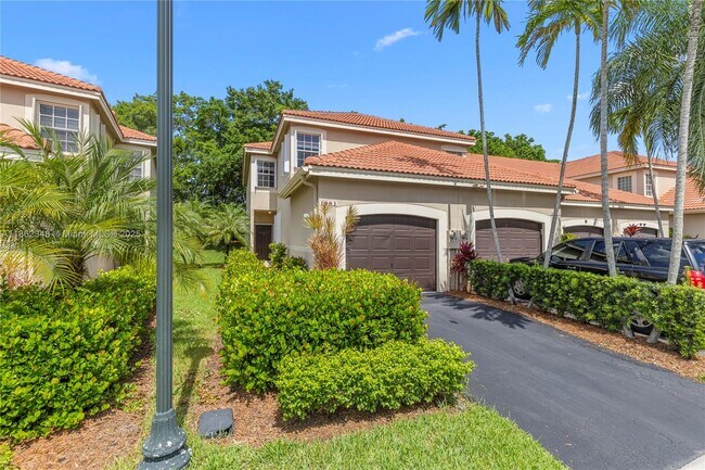 Building Photo - 1081 Sorrento Dr
