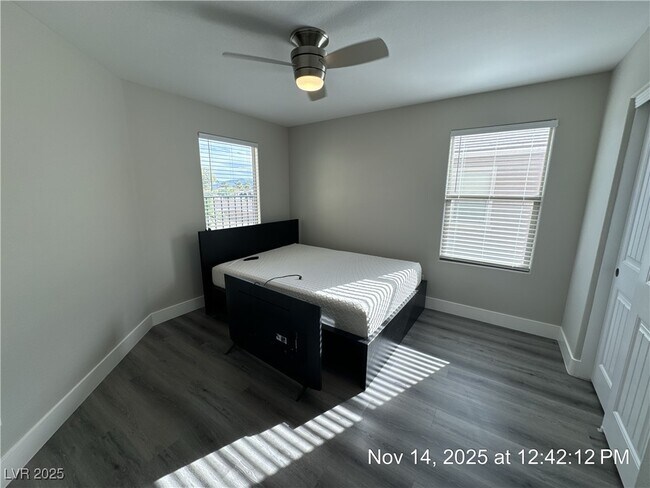 Building Photo - 7363 London Blue Ct