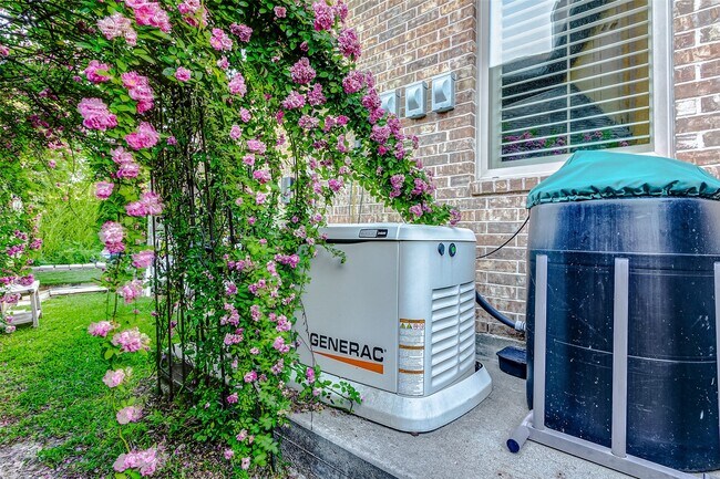 Building Photo - 12711 Waveland Bend Ln