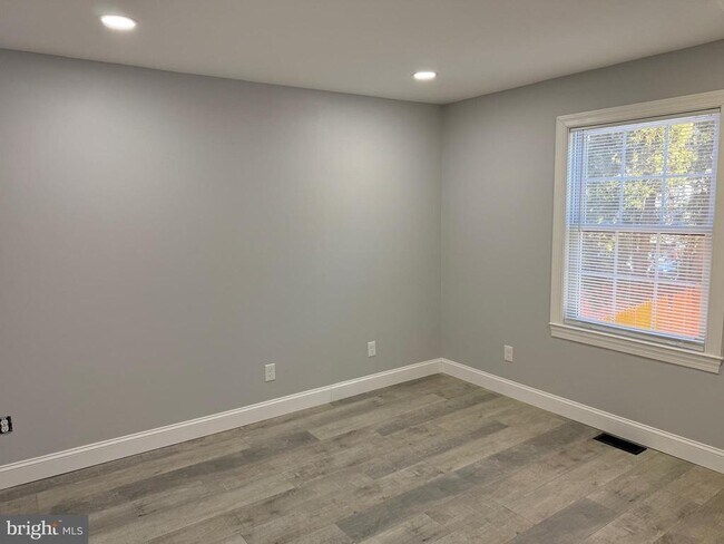 Building Photo - 109 Paoli Pike