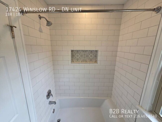 Building Photo - 17424 Winslow Rd