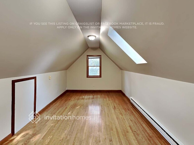 Building Photo - 1610 9th St