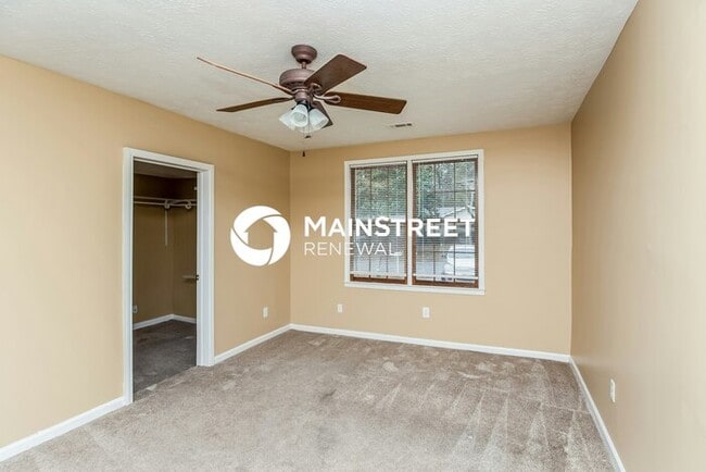 Building Photo - 4 Bedroom Pet-Friendly Home in McDonough, ...