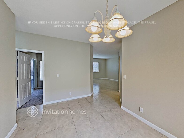 Building Photo - 4961 Pelican St