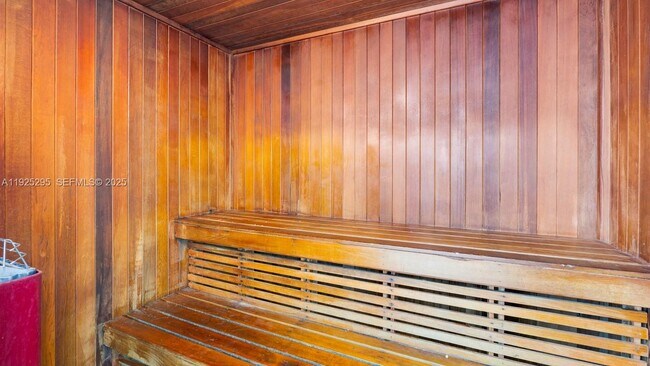 Building Photo - 18800 NE 29th Ave