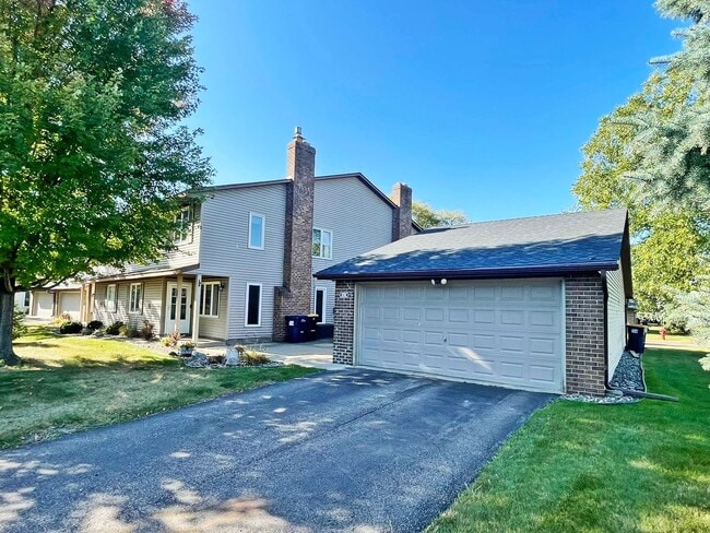 Primary Photo - Newly Remodeled 3 Bedroom 2-Story Townhome...