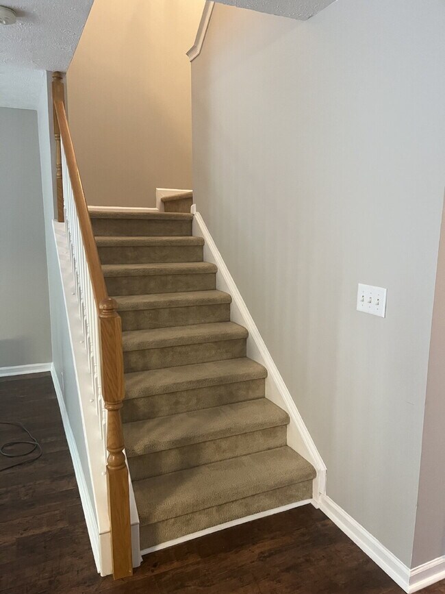 Building Photo - Charming 2 Bed, 2.5 Bath Townhouse in Nashville - Perfect Rental Opportunity!