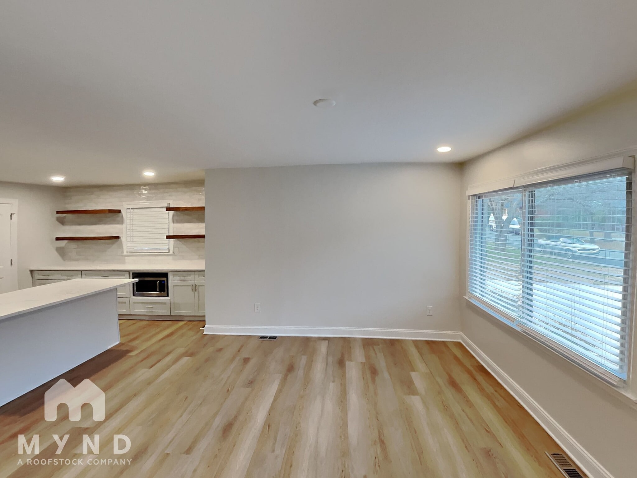 Building Photo - 4110 Broadview Dr