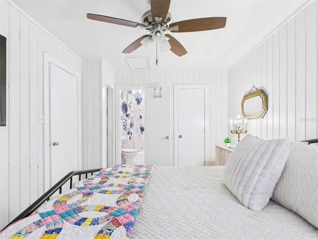 Building Photo - 222 7th St NW