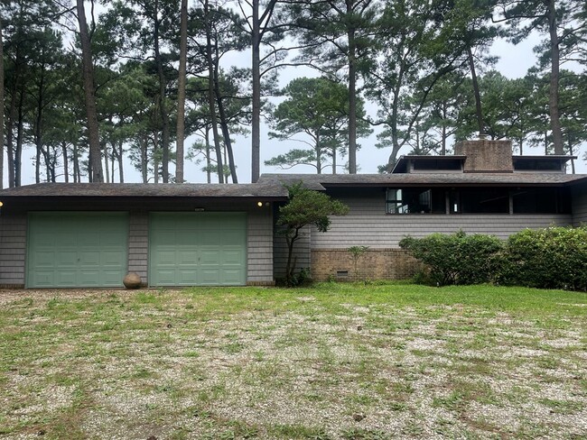 Building Photo - 4680 Peaceful Shores Dr