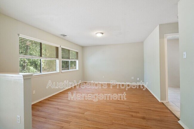 Building Photo - 808 Flatters Way