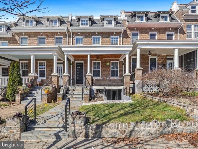 Building Photo - 4420 15th St NW