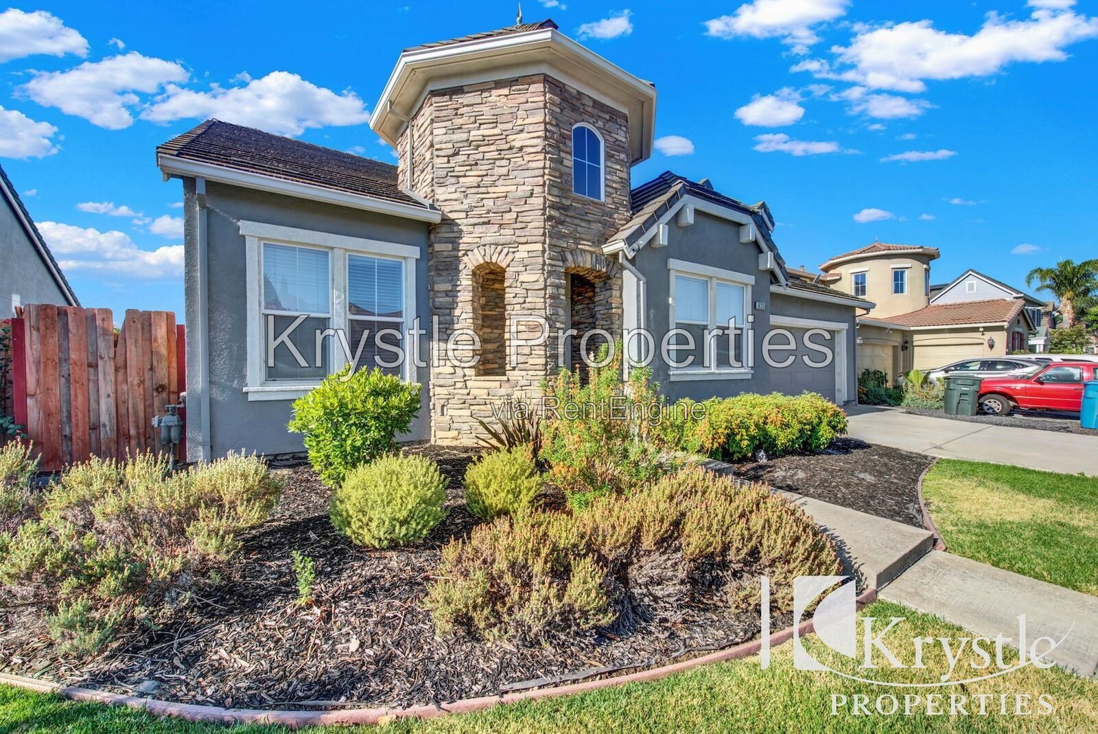 Building Photo - 625 Purple Martin Dr