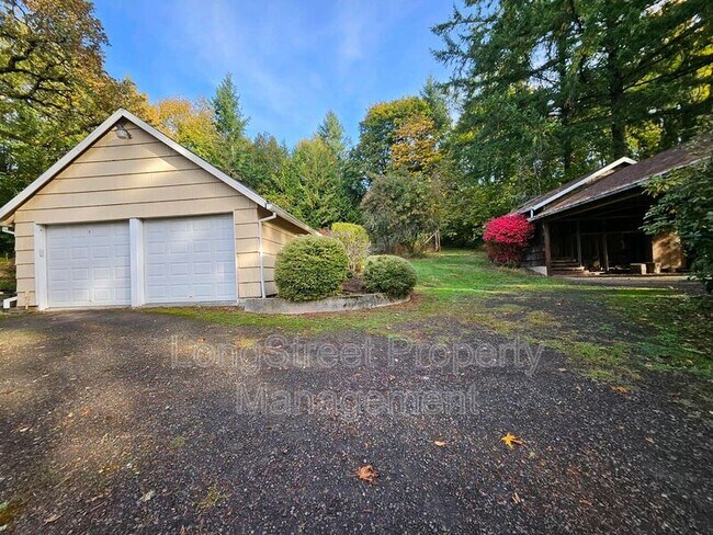 Building Photo - 10309 NW Thompson Rd