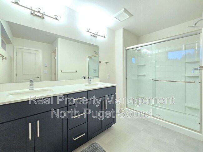 Building Photo - 17417 W Main St