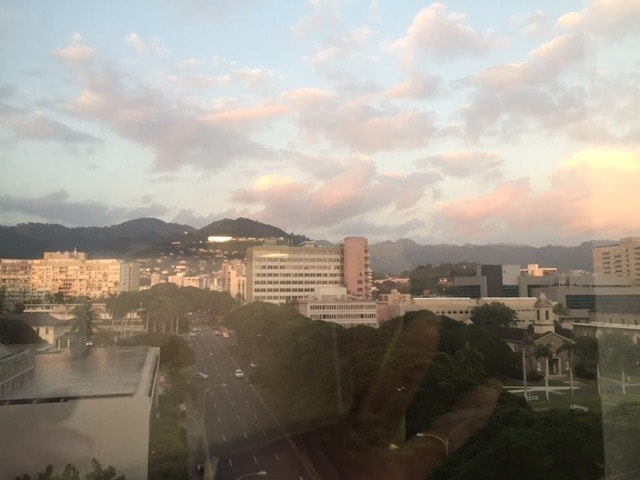 Building Photo - Beautiful & Convenient Punahou/Makiki 3-BR, 2-BA, 2-Parking