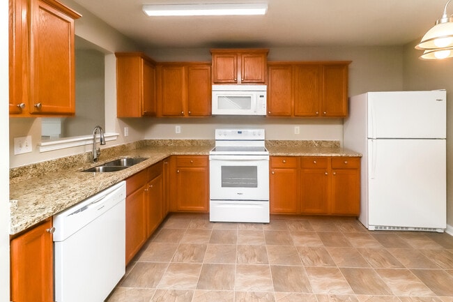 Building Photo - 1517 Brookgreen Ave