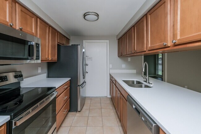Building Photo - 16023 Eagle River Way