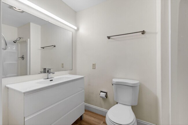 Building Photo - 21682 Cypress Rd