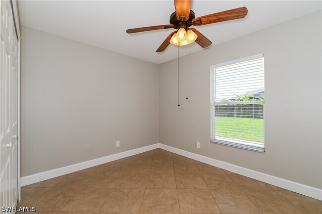 Building Photo - 929 SW 31st St