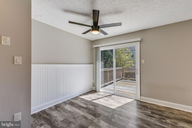 Building Photo - 27 Cutter Cove Ct