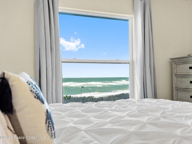 Building Photo - 4995 S Hwy A1A