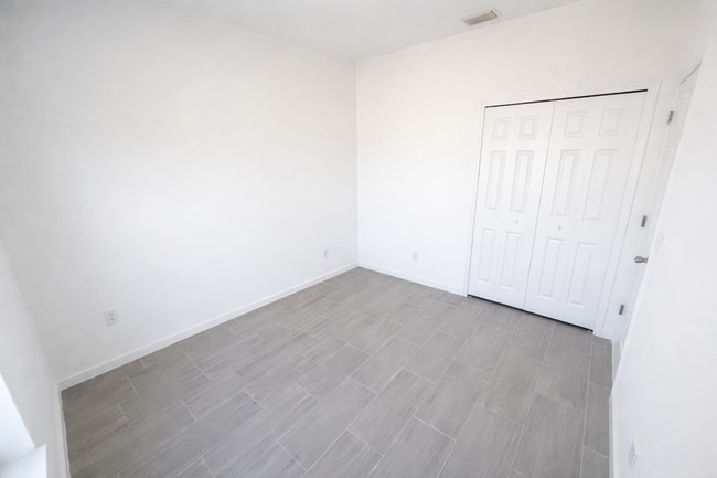 Building Photo - STUNNING NEW 3BR/2BA HOME WITH GARAGE -IN PRIME SW LEHIGH ACRES LOCATION