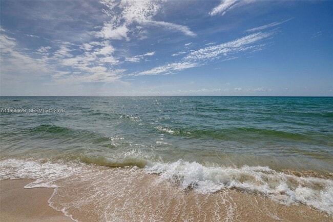 Building Photo - 1400 Stillwater Dr