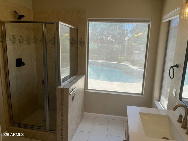Building Photo - 1181 W Goldfinch Way