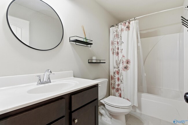 Building Photo - 104 Settlesbridge Ct