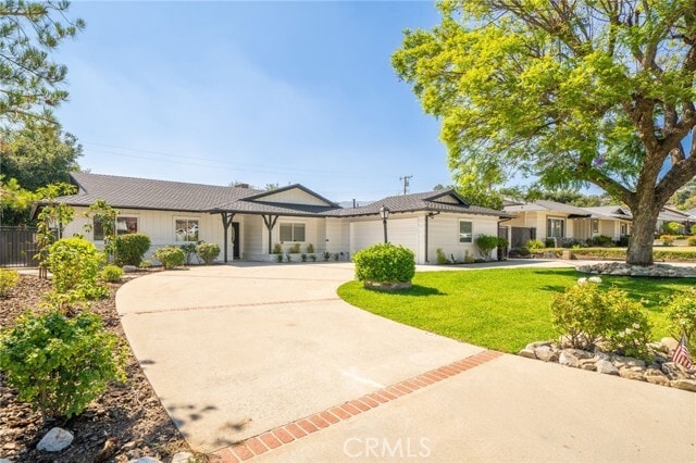 Building Photo - 205 S Hacienda Ave