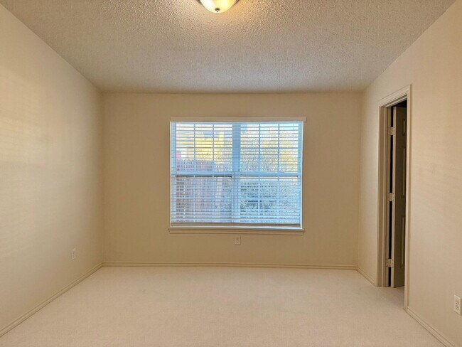 Building Photo - 3607 Gary Ave