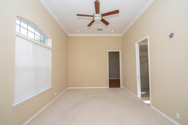 Building Photo - 3668 Windmoor Dr