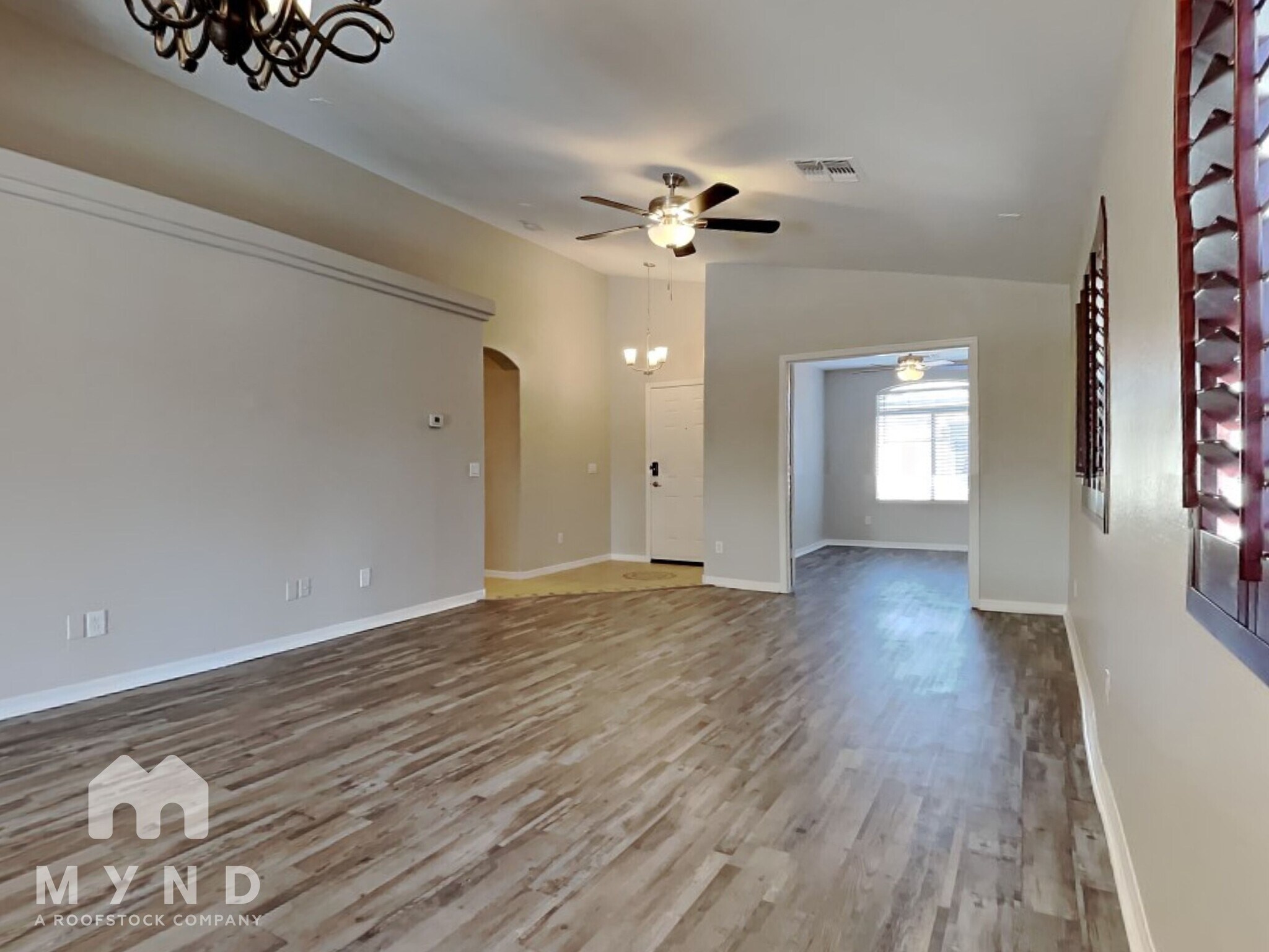 Building Photo - 11143 W Mariposa Dr