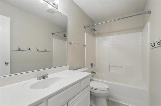 Building Photo - 322 Wonder Oak Ct
