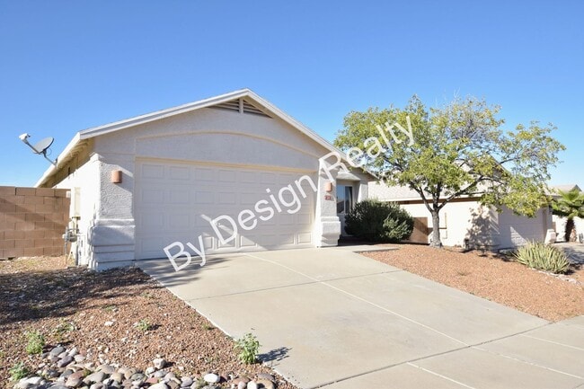 Building Photo - West Side - Rancho De Colinas- 3 Bed 2 Bath with Private Pool - Hillside & Mountain Views