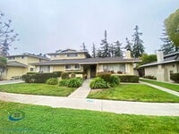 Building Photo - 315 Bellerose Dr