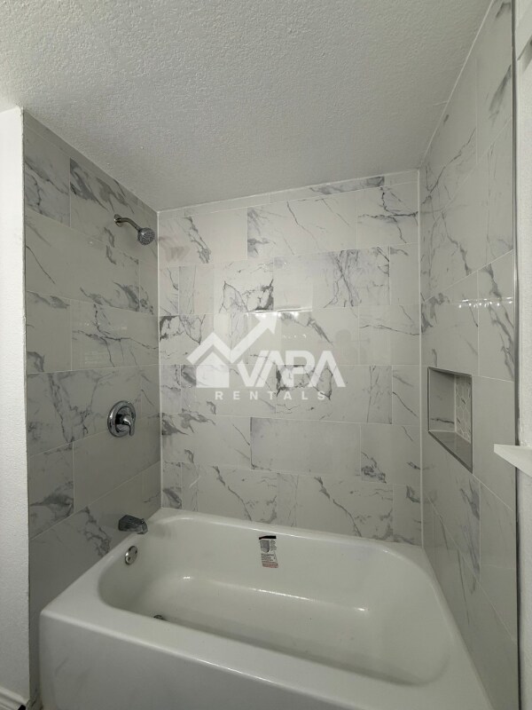 Building Photo - 1235 Arroya Vista Dr
