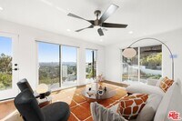 Building Photo - 1788 N Orange Grove Ave