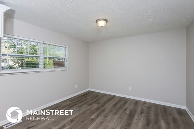 Building Photo - 1720 Tennyson Dr