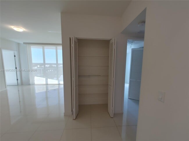 Building Photo - 7661 NW 107th Ave