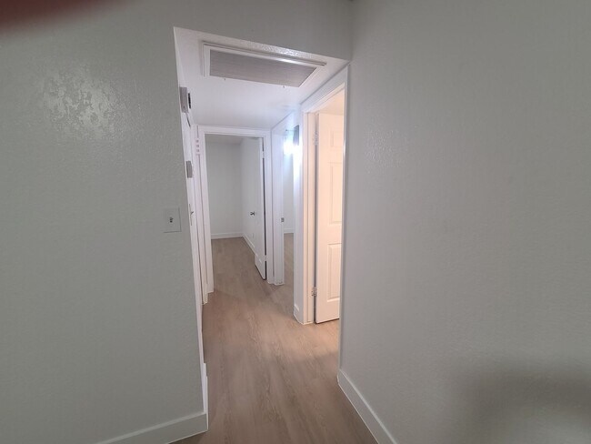 Building Photo - 4532 E Caballero Cir