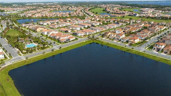 Building Photo - 13019 Stanthorne Ave