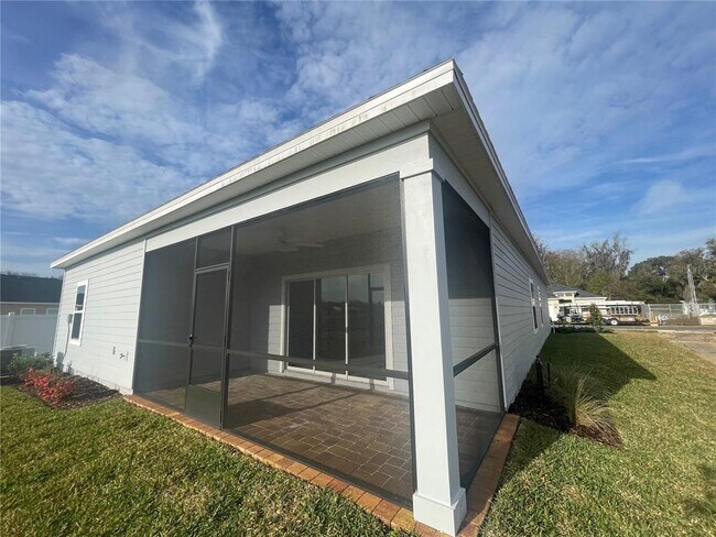 Building Photo - 1695 NW 44th Ct
