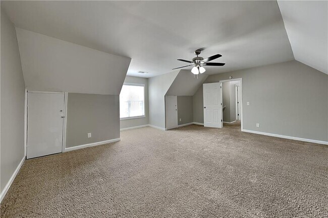 Building Photo - 45 Moreland Cir