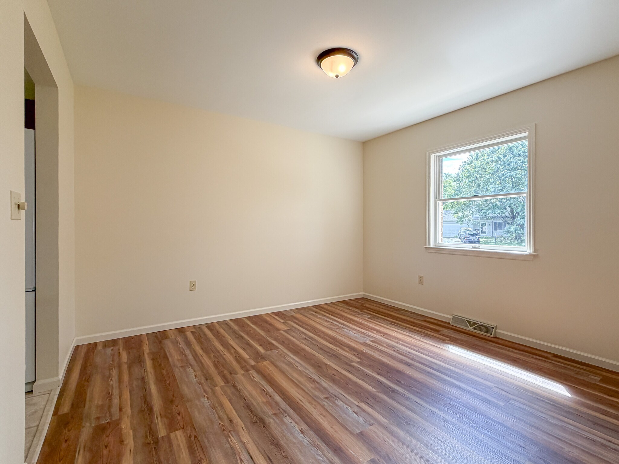 Building Photo - 340 Woodchuck Dr