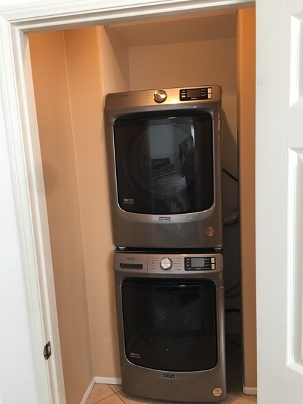 Building Photo - 28679 Legacy Way