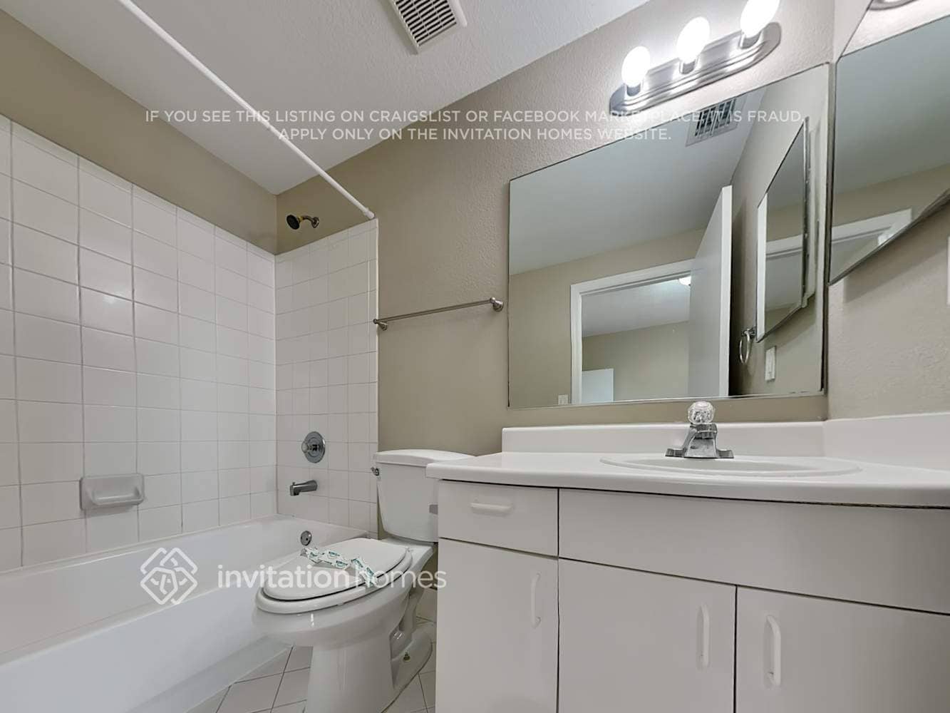 Building Photo - 1392 Coronado Rd